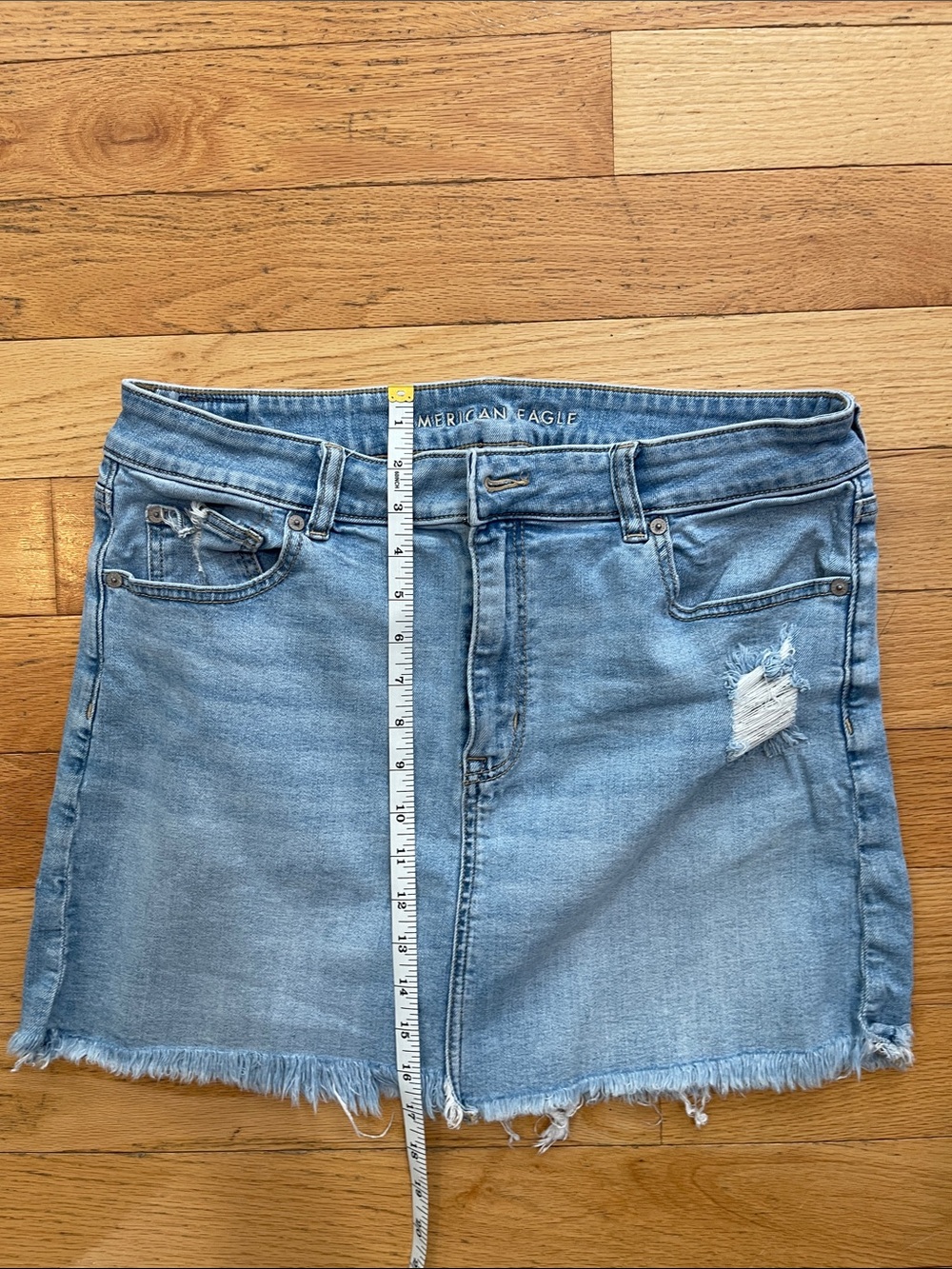 American Eagle Outfitters Light Blue Frayed Hem Denim Mini Skirt 12/14/16